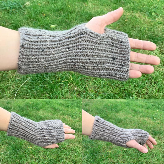 Fingerless Gloves ... So Cosy.